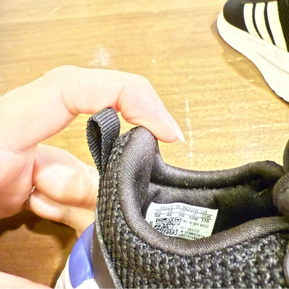 Adidas Racer TR21 Baby Toddler Shoes Sneakers Black White Red Blue Size 5 K NEW - Picture 7 of 11